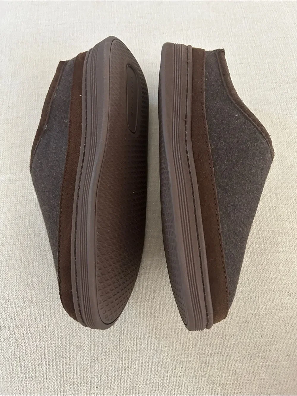 Cole Haan Men’s Indoor-Outdoor Clogs -Soft Slip-On Slippers, Brown, Small,  NWOT